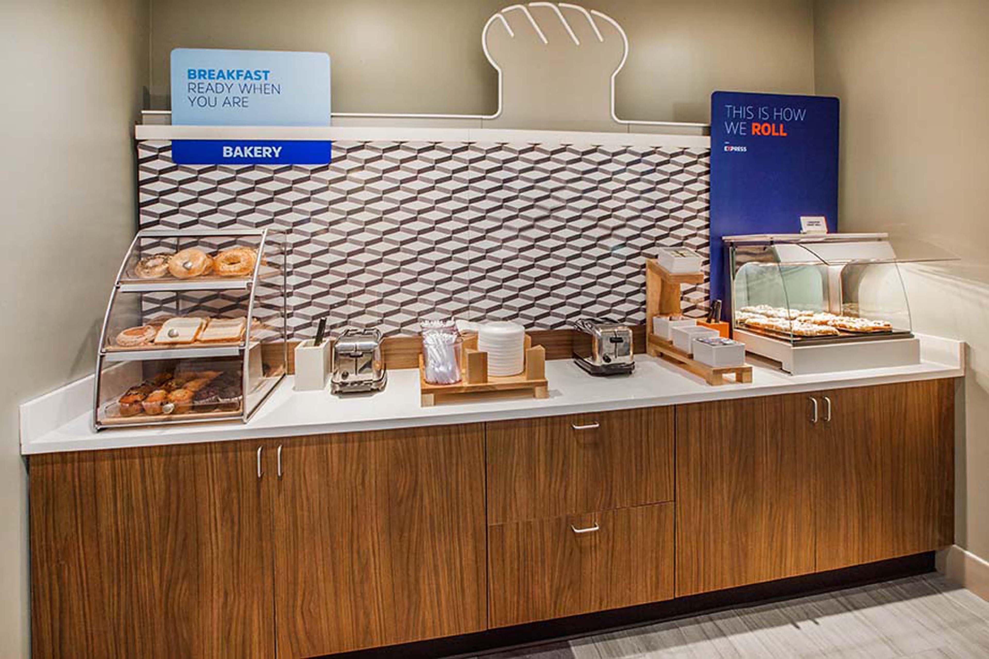 Holiday Inn Express Benicia By Ihg Εξωτερικό φωτογραφία